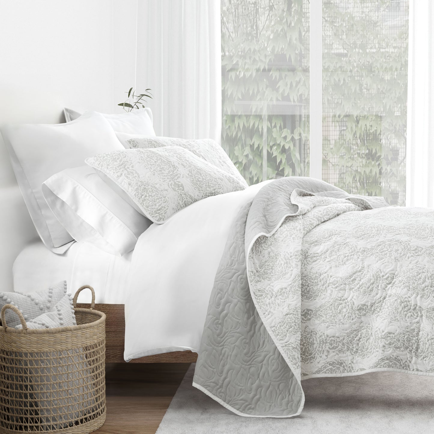 Classic Damask Light Gray