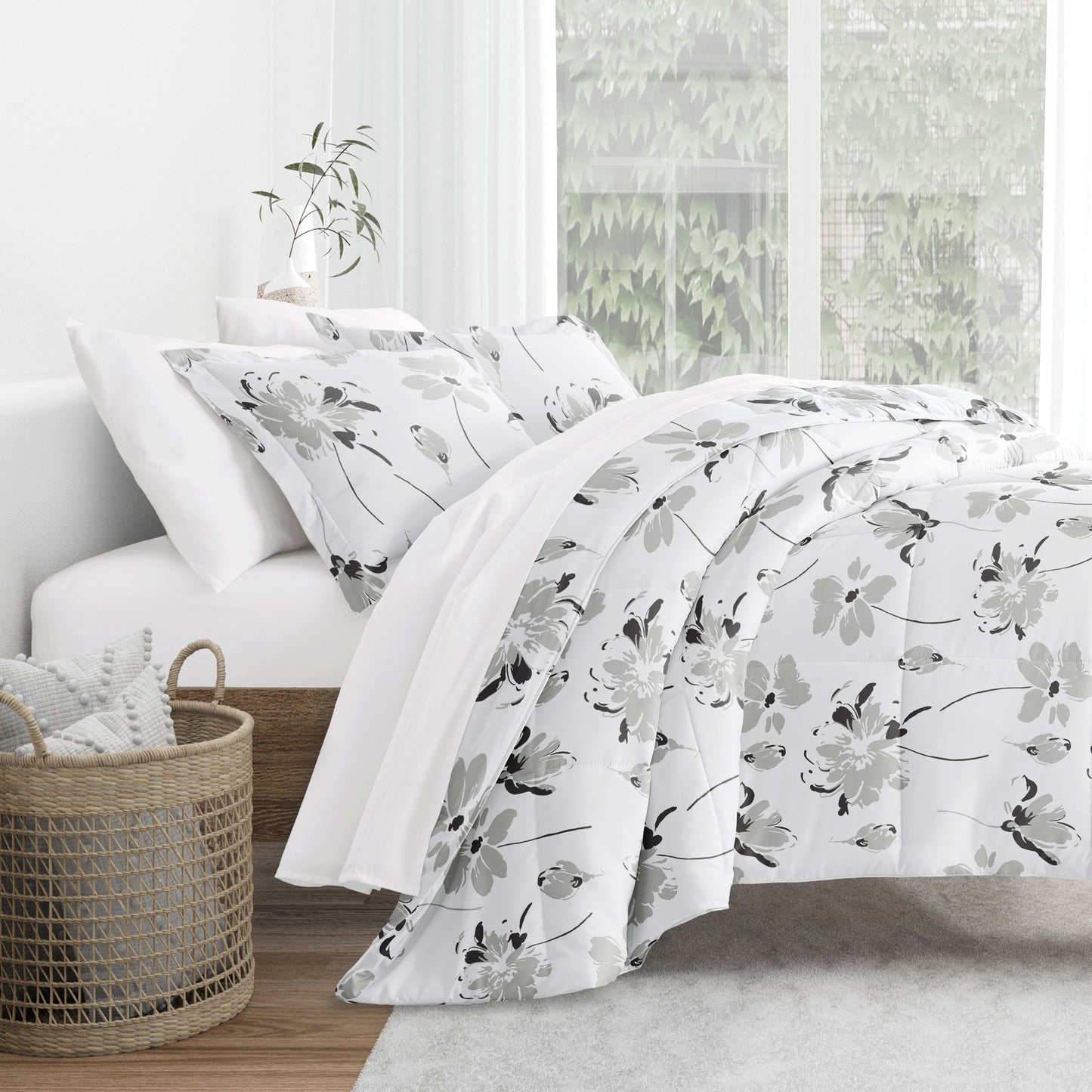 Magnolia Light Gray
