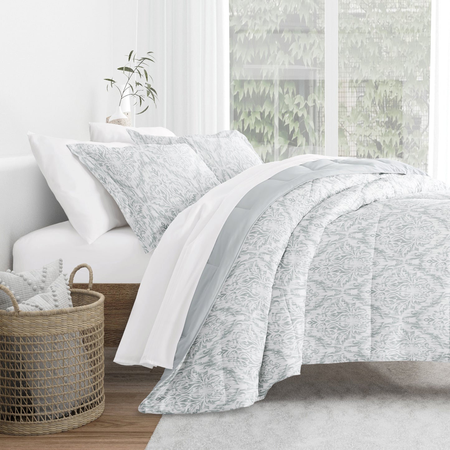 English Countryside Light Gray