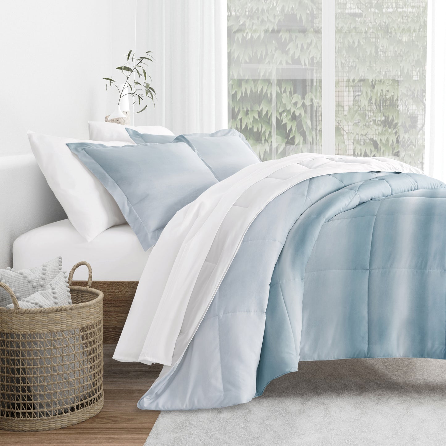 Ocean Waves White Light Blue